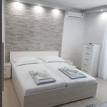 Apartment Anita *