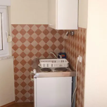 Anita Apartment